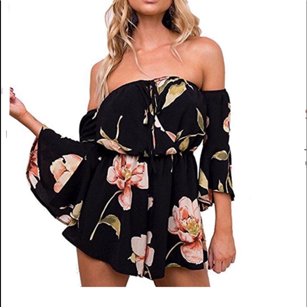 Floral Off Shoulder Trumpet Sleeves  Romper - Picture 2 of 8